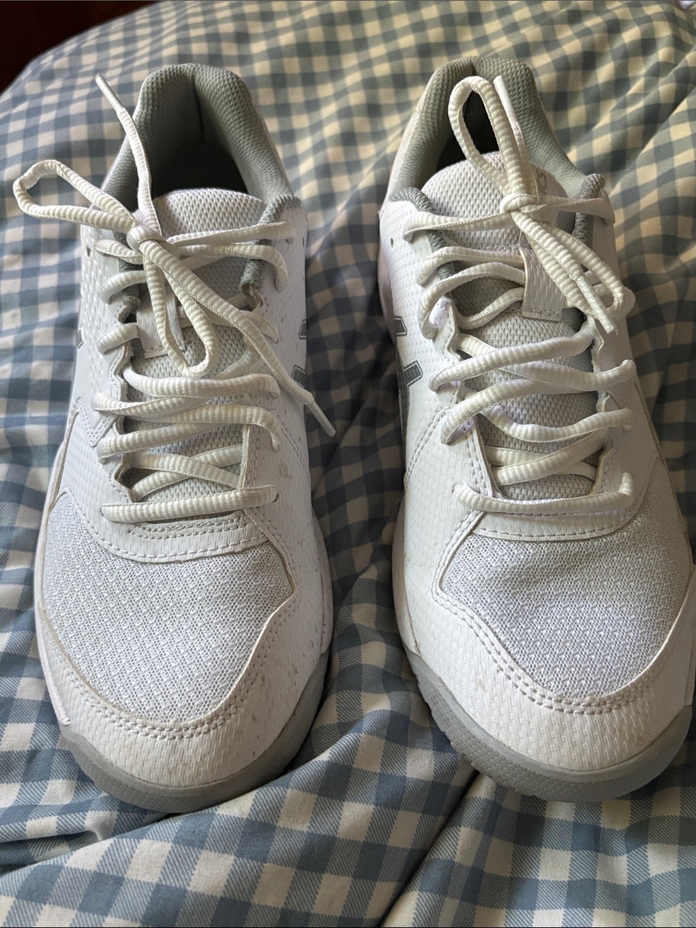 ASICS White and Gray woman’s  Athletic Training Shoe